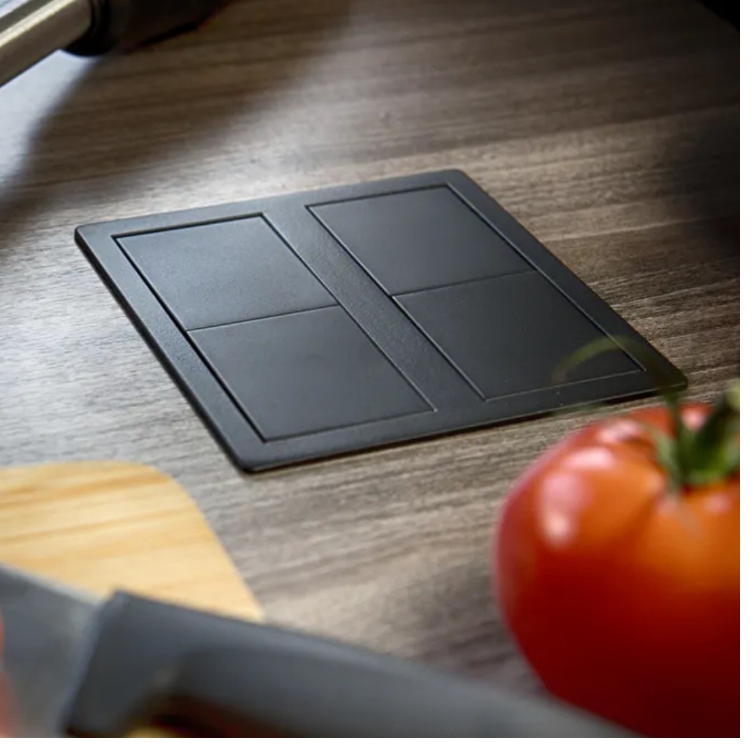 ruutu tasopistorasoa musta